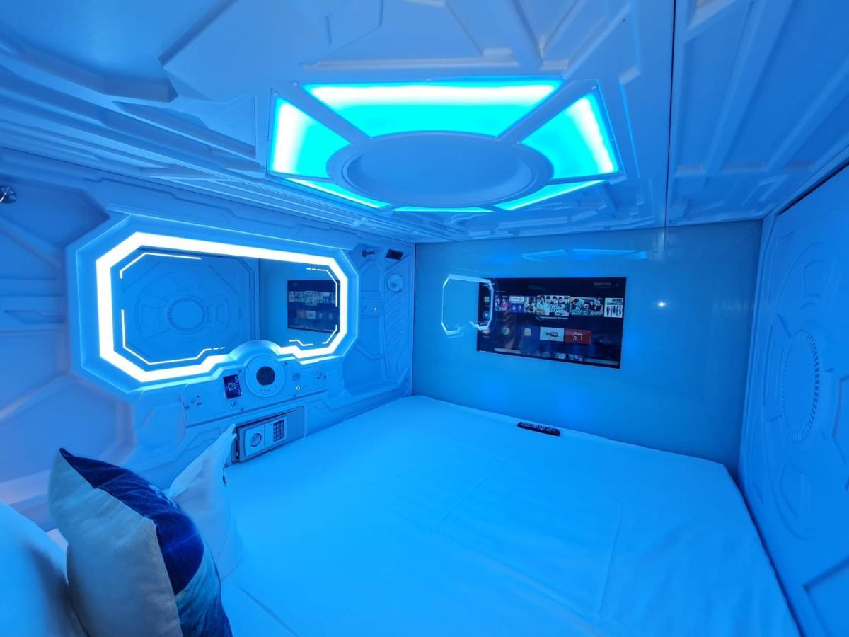 Galaxy Pods Capsule Hotel Boat Quay Singapura Exterior foto