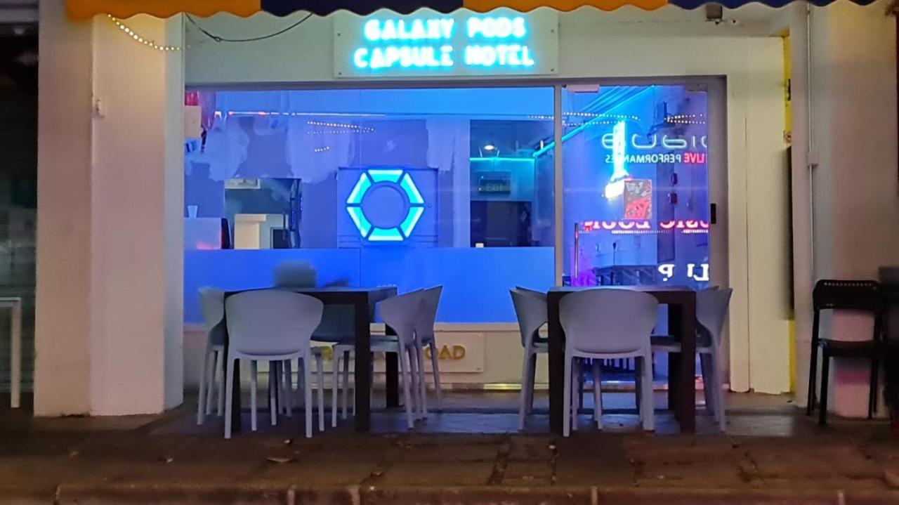 Galaxy Pods Capsule Hotel Boat Quay Singapura Exterior foto