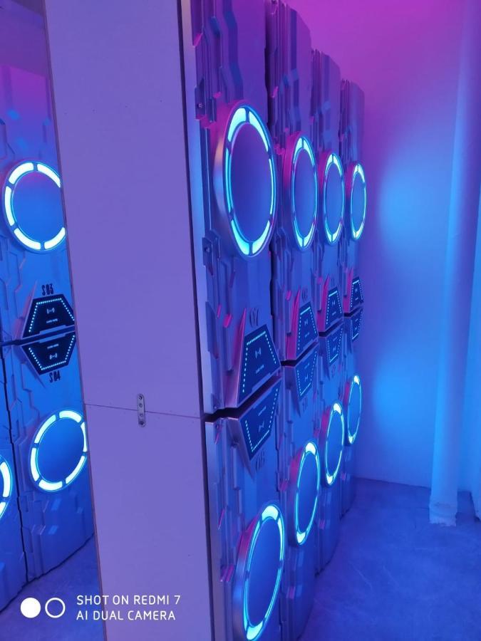 Galaxy Pods Capsule Hotel Boat Quay Singapura Exterior foto