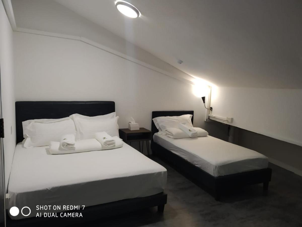 Galaxy Pods Capsule Hotel Boat Quay Singapura Exterior foto